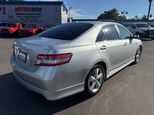 2011 Toyota Camry SE