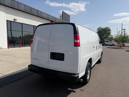 Summit White 2020 Chevrolet Express 2500 Work Van