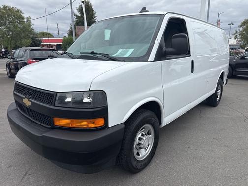 Summit White 2020 Chevrolet Express 2500 Work Van