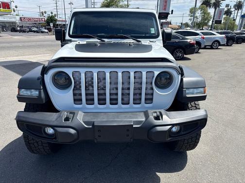Bright White Clearcoat 2020 Jeep Gladiator Sport