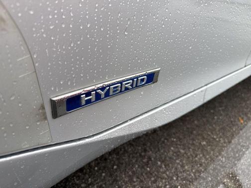 2013 Lexus ES 300h Base