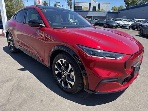 2021 Ford Mustang Mach-E Premium