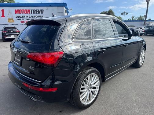 Brilliant Black 2017 Audi Q5 2.0T Premium Plus