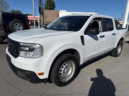 2022 Ford Maverick XL
