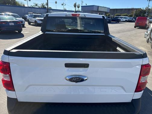 2022 Ford Maverick XL