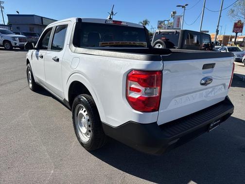 2022 Ford Maverick XL