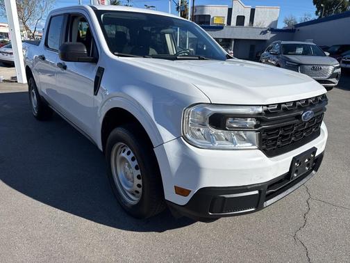 2022 Ford Maverick XL