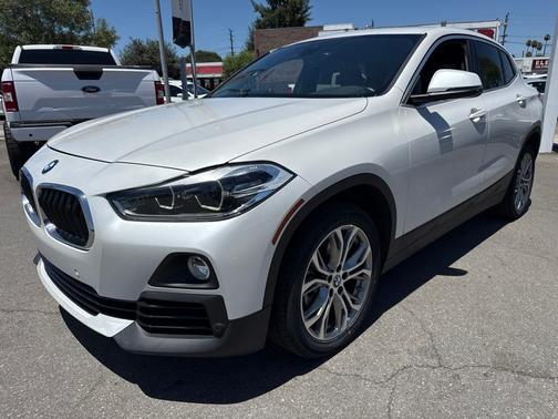 White Metallic 2019 BMW X2 xDrive28i