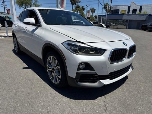 White Metallic 2019 BMW X2 xDrive28i