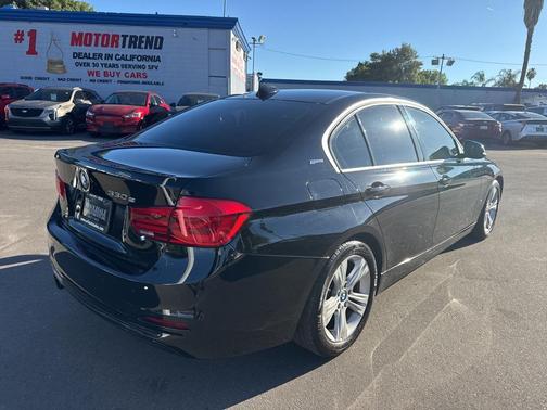 2017 BMW 330e iPerformance