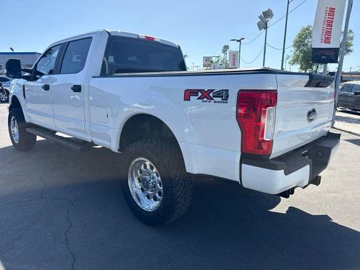 Oxford White 2017 Ford F-250 XL