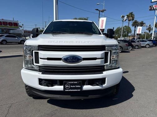 Oxford White 2017 Ford F-250 XL