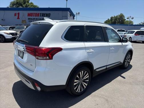 2020 Mitsubishi Outlander SEL