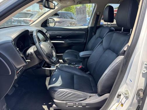 2020 Mitsubishi Outlander SEL