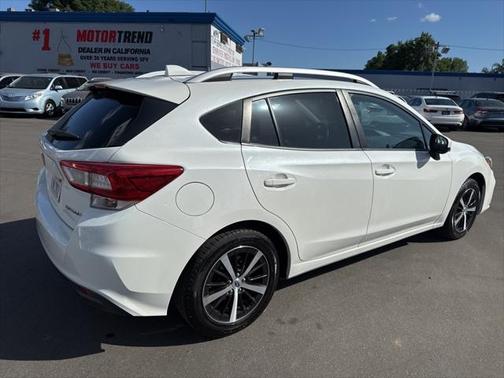 2019 Subaru Impreza 2.0i Premium