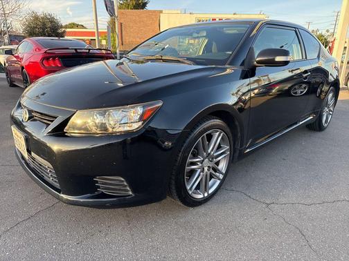 2013 Scion tC Base