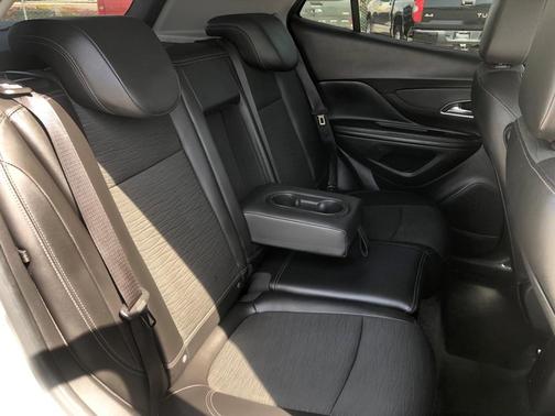 Photo 5 of 12 of 2015 Buick Encore Base