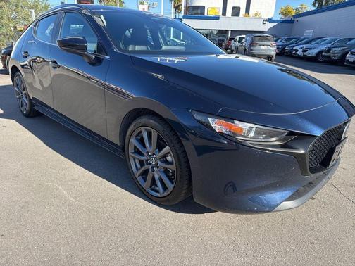 2024 Mazda Mazda3 FWD w/Preferred Package