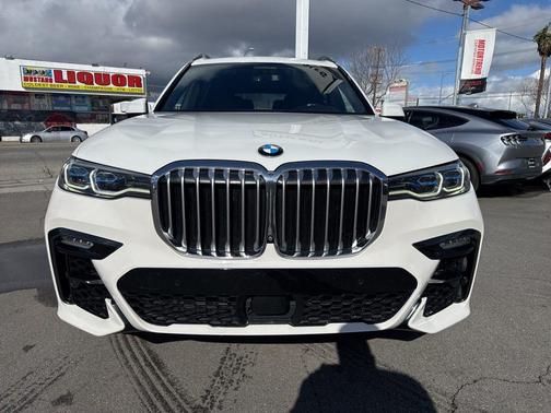 2019 BMW X7 xDrive50i
