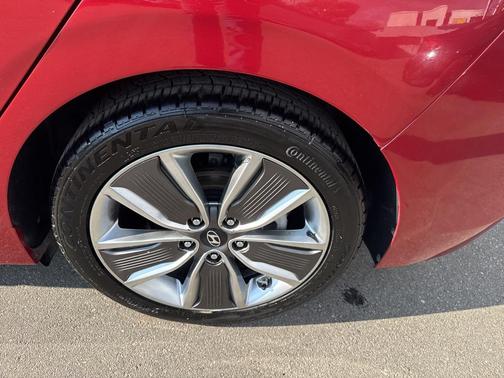 2019 Hyundai IONIQ Hybrid Limited