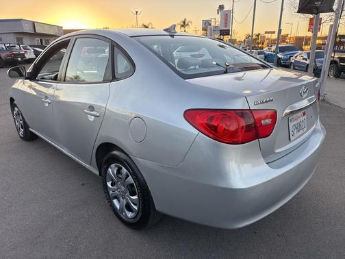 2010 Hyundai ELANTRA GLS