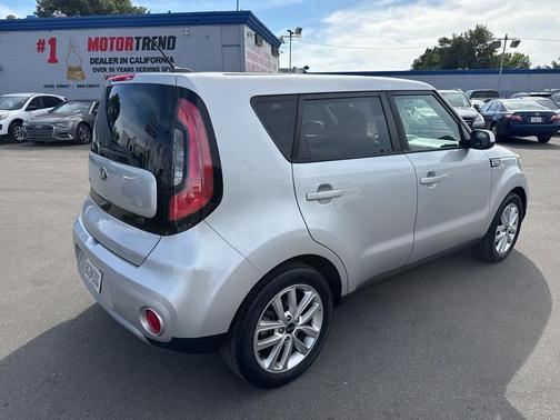 2019 Kia Soul +