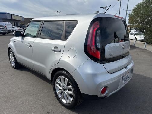 2019 Kia Soul +