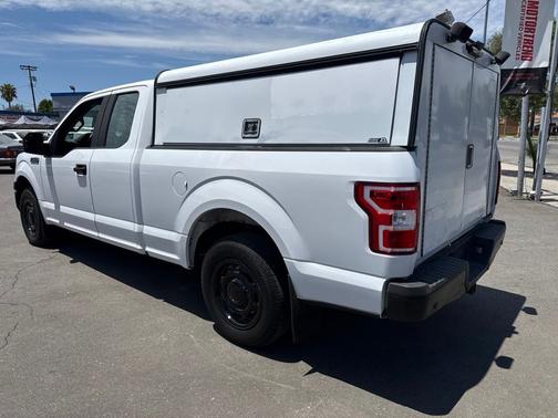 Oxford White 2018 Ford F-150 XL