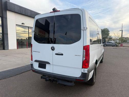 White 2021 Mercedes-Benz Sprinter 1500 High Roof I4