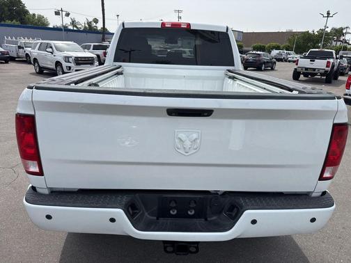 Bright White Clearcoat 2016 RAM 2500 Tradesman