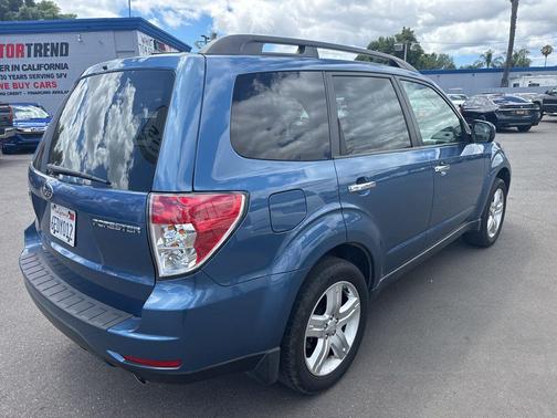 Newport Blue Pearl 2009 Subaru Forester 2.5 X Limited