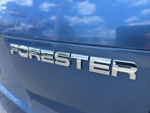 Newport Blue Pearl 2009 Subaru Forester 2.5 X Limited