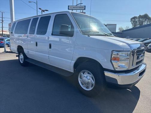 2008 Ford E350 Super Duty XL Wagon