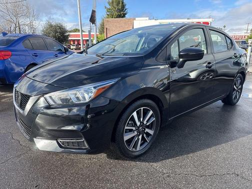 2021 Nissan Versa 1.6 SV