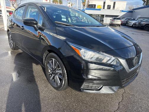 2021 Nissan Versa 1.6 SV