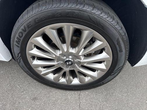 Hyper White 2020 Hyundai PALISADE Limited