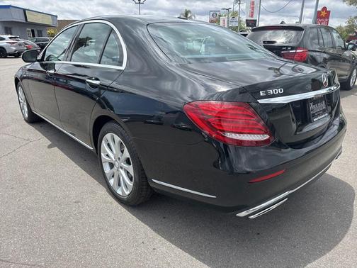 Black 2017 Mercedes-Benz E-Class E 300