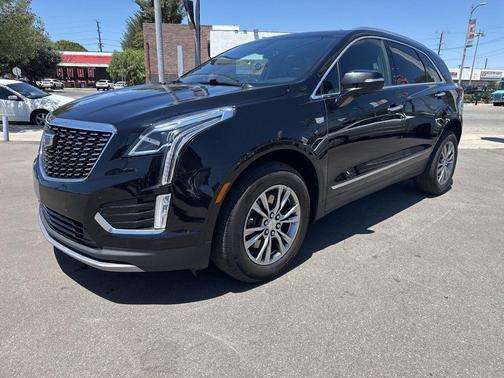 Stellar Black Metallic 2022 Cadillac XT5 Premium Luxury