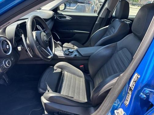 2019 Alfa Romeo Giulia Ti Sport