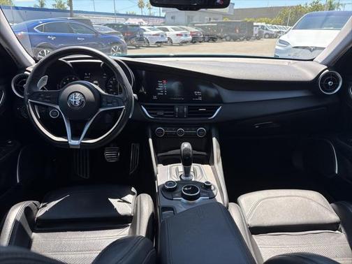 2019 Alfa Romeo Giulia Ti Sport