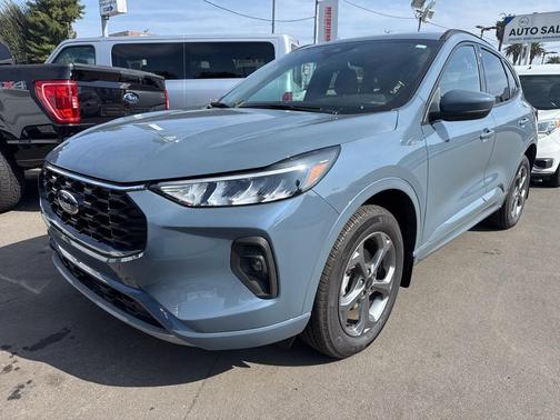 2024 Ford Escape ST-Line Select