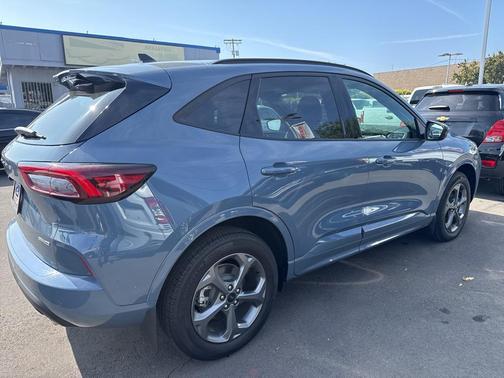 2024 Ford Escape ST-Line Select