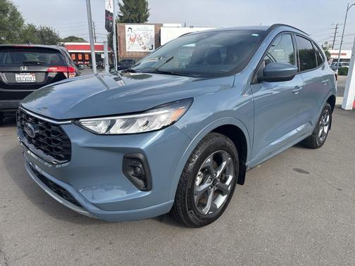 2024 Ford Escape ST-Line Select