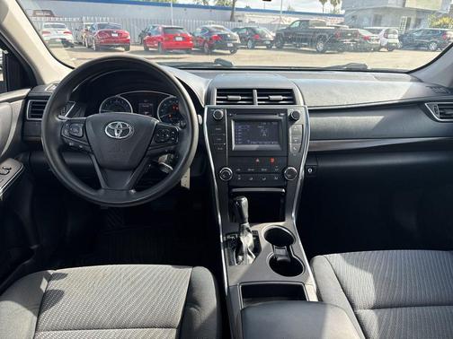 Midnight Black Metallic 2016 Toyota Camry LE