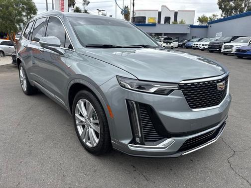 Silver Metallic 2023 Cadillac XT6 Premium Luxury