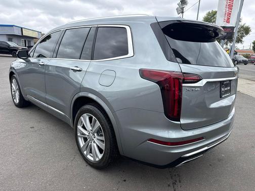 Silver Metallic 2023 Cadillac XT6 Premium Luxury