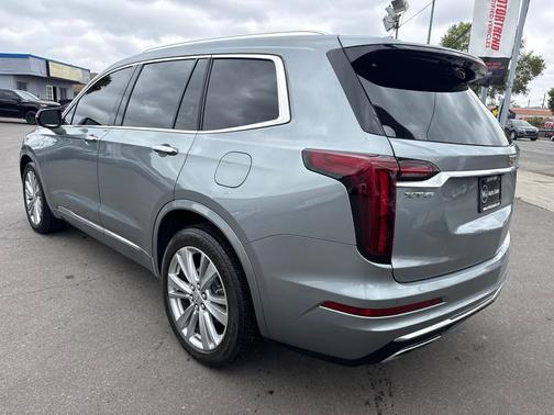 Silver Metallic 2023 Cadillac XT6 Premium Luxury