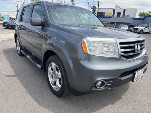 Gray 2012 Honda Pilot EX-L