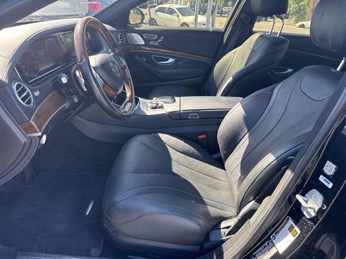 Black 2017 Mercedes-Benz S-Class S 550