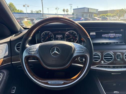 Black 2017 Mercedes-Benz S-Class S 550
